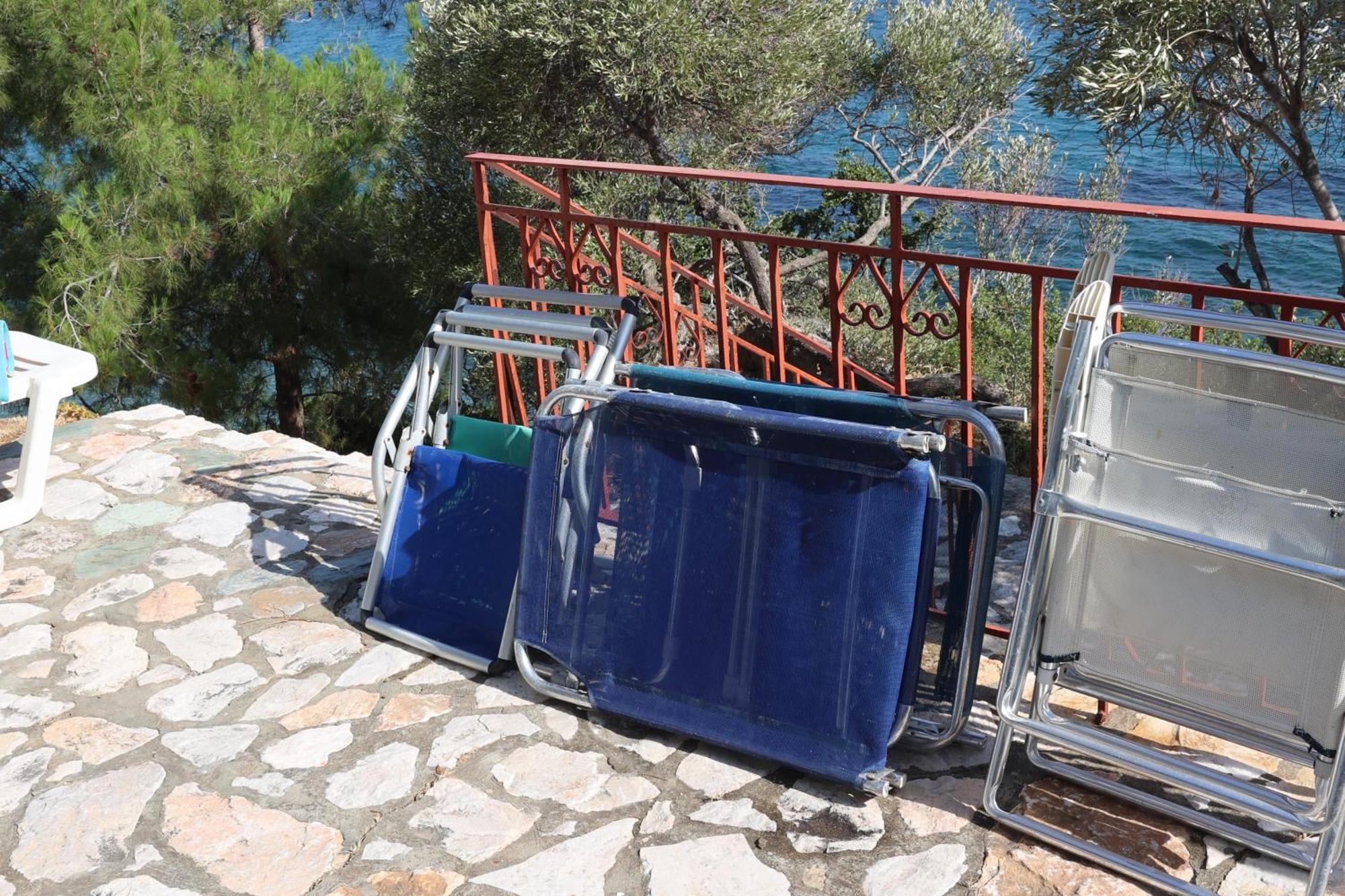 Δωμάτια Κόκκινος Πύργος Plomari Dış mekan fotoğraf