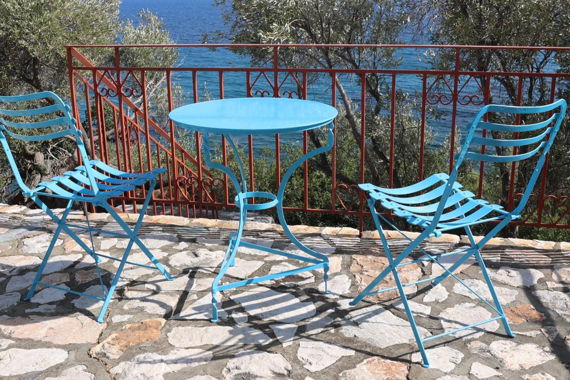 Δωμάτια Κόκκινος Πύργος Plomari Dış mekan fotoğraf
