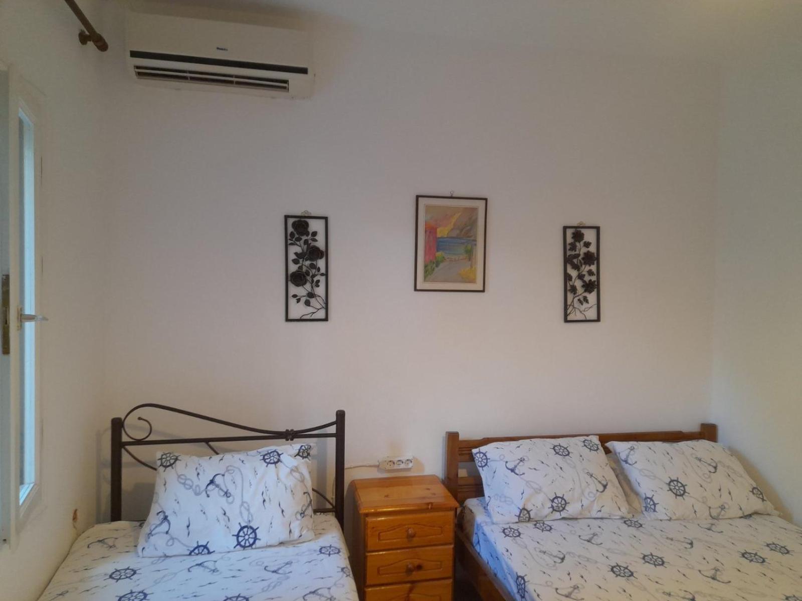 Δωμάτια Κόκκινος Πύργος Plomari Dış mekan fotoğraf