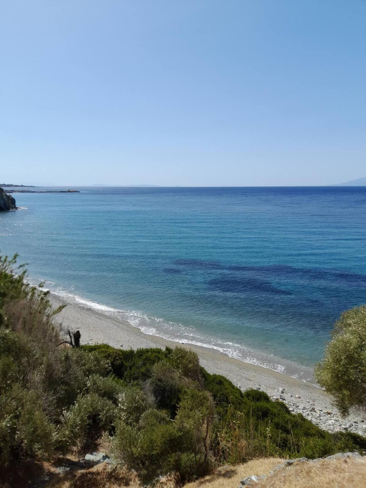 Δωμάτια Κόκκινος Πύργος Plomari Dış mekan fotoğraf